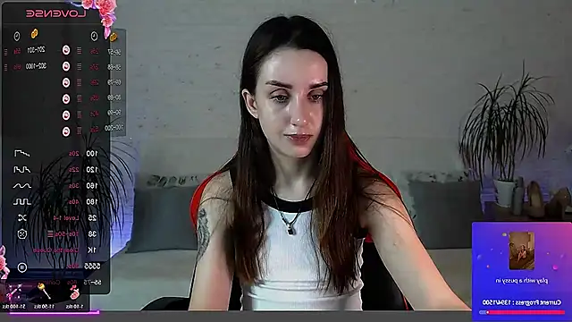 Snapshot of FranceskoJones chatting on November 2025 12:44:02 AM FranceskoJones online show from November 2025 12:44:02 AM