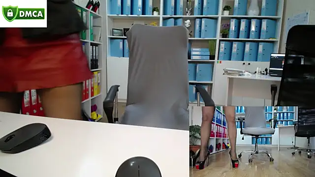 Snapshot of secret-office chatting on May 2026 05:24:01 AM secret-office online show from May 2026 05:24:01 AM