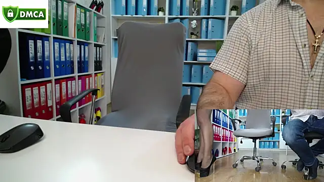 Snapshot of secret-office chatting on May 2026 05:01:02 AM secret-office online show from May 2026 05:01:02 AM