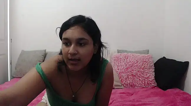 Snapshot of Indianbloom- chatting on January 2025 04:44:02 PM Indianbloom- online show from January 2025 04:44:02 PM