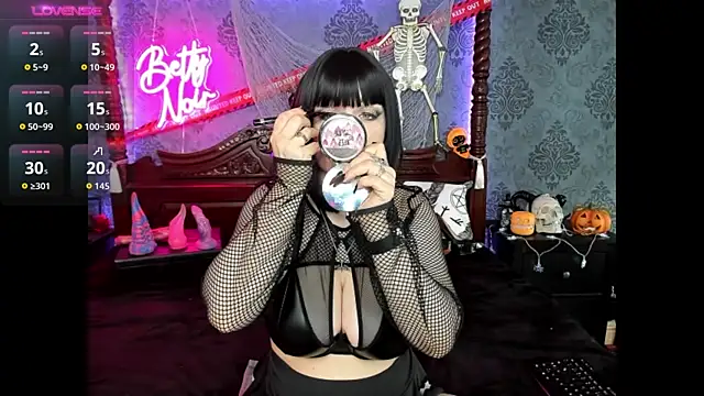 BettyNoir online show from October 2025 10:16:02 AM