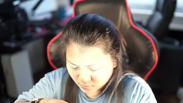 Bubbleliyah online show from December 2024 04:22:01 PM