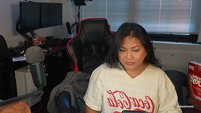 Bubbleliyah online show from November 2025 02:28:01 PM