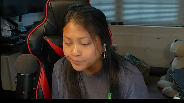 Bubbleliyah online show from April 2026 11:44:02 AM