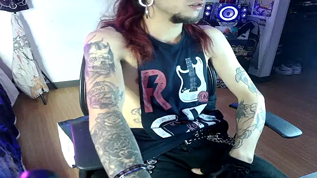 davidroses420 online show from December 2024 11:40:01 PM