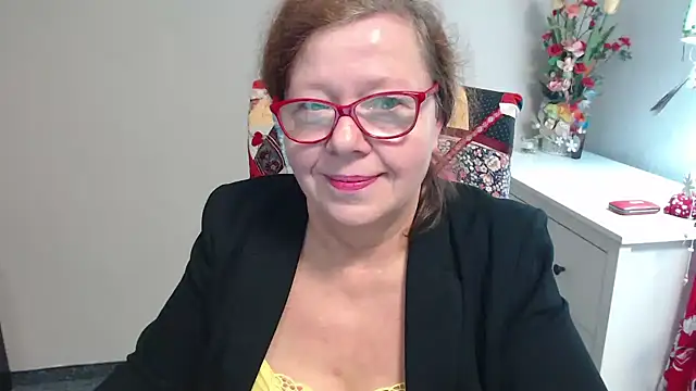 Snapshot of Adelewildx chatting on December 2024 08:12:01 AM Adelewildx online show from December 2024 08:12:01 AM