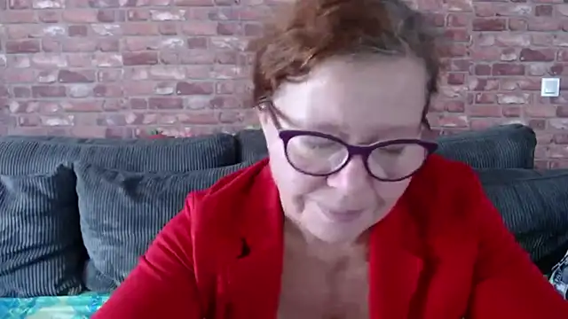 Snapshot of Adelewildx chatting on December 2024 10:30:01 AM Adelewildx online show from December 2024 10:30:01 AM