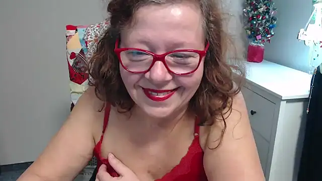 Snapshot of Adelewildx chatting on December 2024 07:53:01 AM Adelewildx online show from December 2024 07:53:01 AM