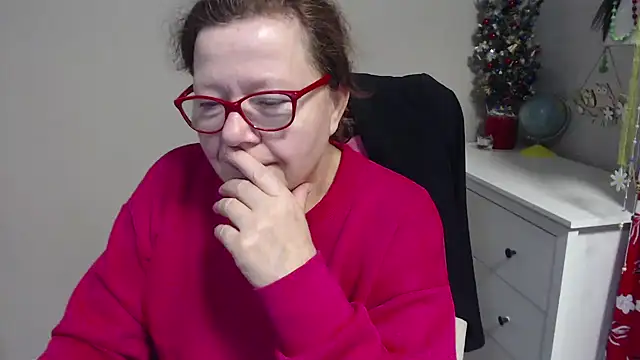 Snapshot of Adelewildx chatting on January 2025 04:25:02 AM Adelewildx online show from January 2025 04:25:02 AM