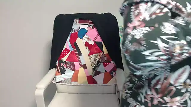 Snapshot of Adelewildx chatting on March 2025 07:48:01 AM Adelewildx online show from March 2025 07:48:01 AM