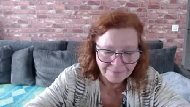 Snapshot of Adelewildx chatting on October 2025 11:20:02 AM Adelewildx online show from October 2025 11:20:02 AM