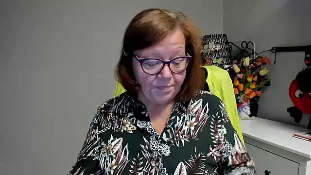 Snapshot of Adelewildx chatting on July 2026 02:38:01 AM Adelewildx online show from July 2026 02:38:01 AM