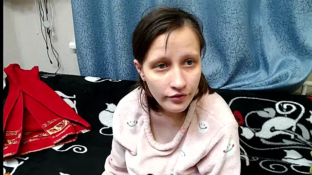 alisacucumber online show from January 2025 04:13:02 PM