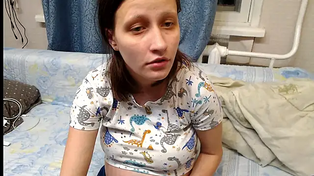 alisacucumber online show from January 2025 07:18:02 PM