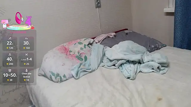 alisacucumber online show from December 2025 01:49:02 PM