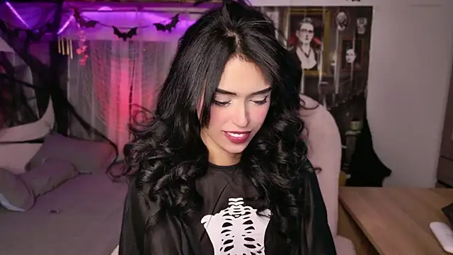 Snapshot of YourKatt chatting on October 2025 02:43:02 AM YourKatt online show from October 2025 02:43:02 AM