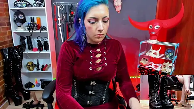 Mistress Yelena online show from May 2026 09:20:02 PM
