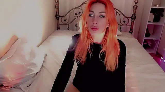 AnnieGOld  online show from December 2024 08:37:02 AM