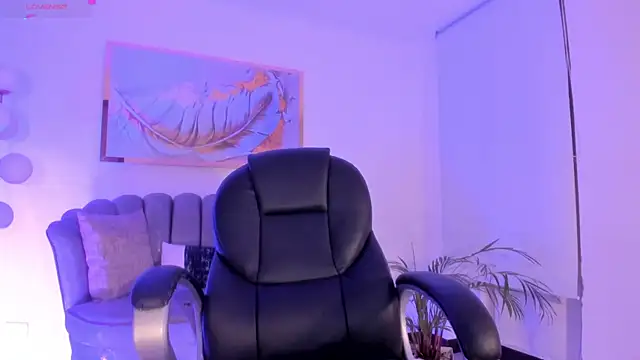 Snapshot of ZoePresleyX chatting on October 2025 01:31:01 AM ZoePresleyX online show from October 2025 01:31:01 AM