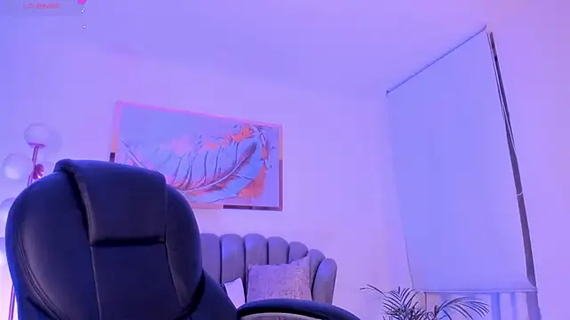 Snapshot of ZoePresleyX chatting on November 2025 02:45:02 AM ZoePresleyX online show from November 2025 02:45:02 AM