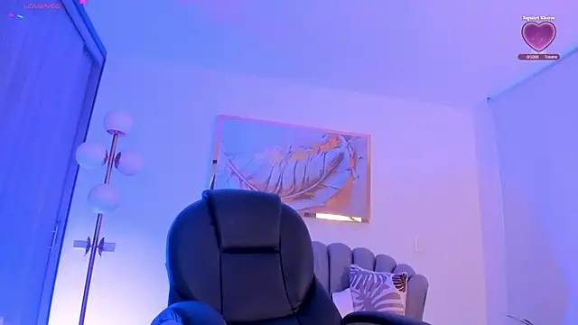 Snapshot of ZoePresleyX chatting on December 2025 10:25:01 PM ZoePresleyX online show from December 2025 10:25:01 PM