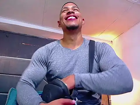 Snapshot of teddyfit19cm chatting on January 2026 01:16:02 PM teddyfit19cm online show from January 2026 01:16:02 PM