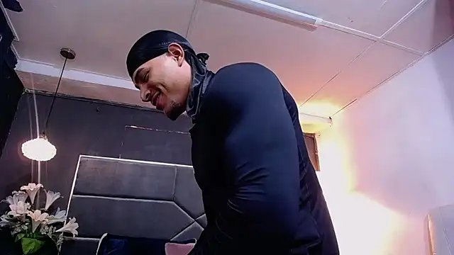 Snapshot of teddyfit19cm chatting on February 2026 01:50:02 PM teddyfit19cm online show from February 2026 01:50:02 PM