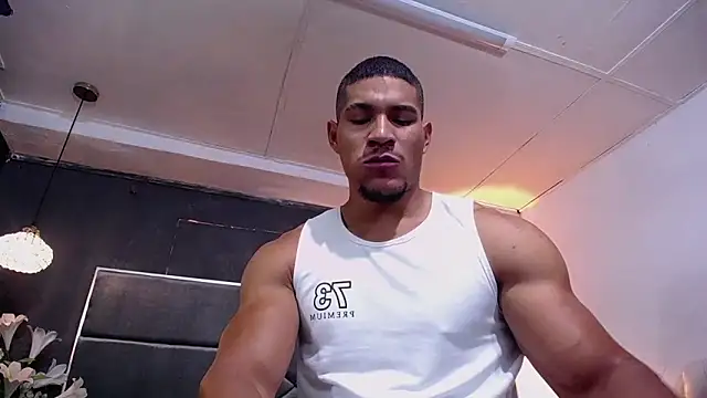 Snapshot of teddyfit19cm chatting on February 2026 01:05:01 PM teddyfit19cm online show from February 2026 01:05:01 PM