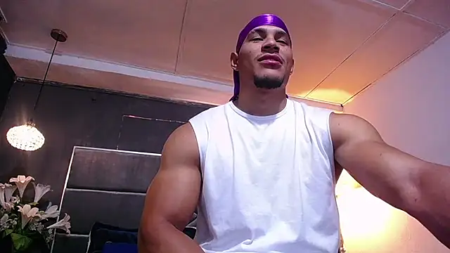 Snapshot of teddyfit19cm chatting on February 2026 01:22:01 PM teddyfit19cm online show from February 2026 01:22:01 PM