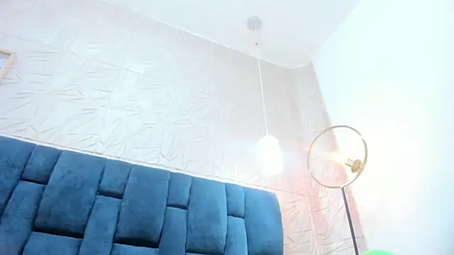 Snapshot of Rebecca_Mitchell chatting on March 2025 06:00:01 PM Rebecca Mitchell online show from March 2025 06:00:01 PM