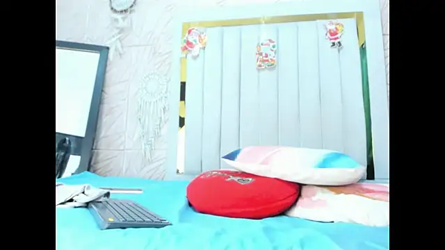 Snapshot of Rebecca_Mitchell chatting on December 2025 11:36:02 AM Rebecca Mitchell online show from December 2025 11:36:02 AM