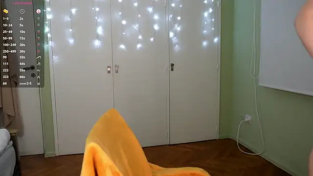 Black Eva  online show from December 2024 04:13:02 PM