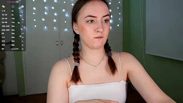 Black Eva  online show from January 2025 01:52:01 PM