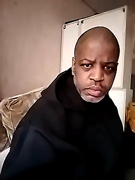 alfiebrown007 online show from November 2025 09:44:02 AM