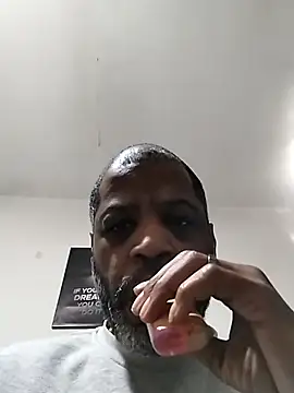 alfiebrown007 online show from March 2026 01:39:01 PM