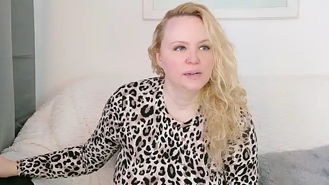 Sarah4you online show from February 2026 02:36:01 PM