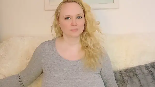 Sarah4you online show from April 2026 04:59:02 PM