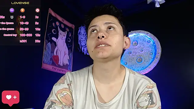 Snapshot of girl_intense444 chatting on November 2025 12:52:01 PM girl intense444 online show from November 2025 12:52:01 PM