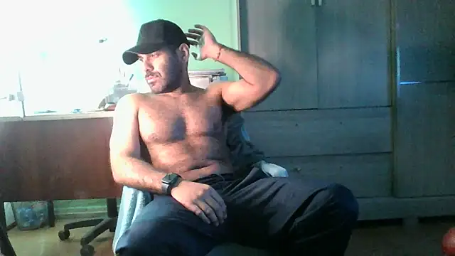 Snapshot of MILITARS chatting on July 2026 12:49:01 AM MILITARS online show from July 2026 12:49:01 AM