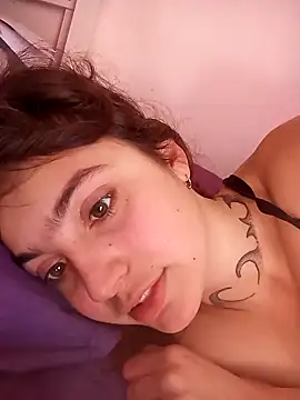 Snapshot of Blulilla69 chatting on December 2024 10:08:01 AM Blulilla69 online show from December 2024 10:08:01 AM