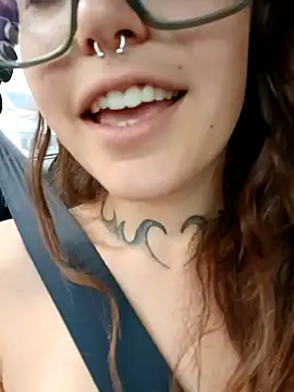 Snapshot of Blulilla69 chatting on September 2025 01:11:02 PM Blulilla69 online show from September 2025 01:11:02 PM