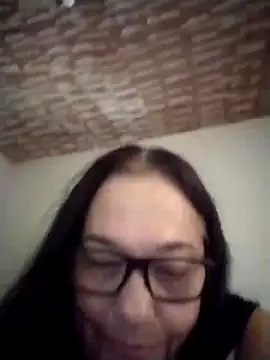 Snapshot of catdool chatting on January 2025 04:14:02 PM catdool online show from January 2025 04:14:02 PM