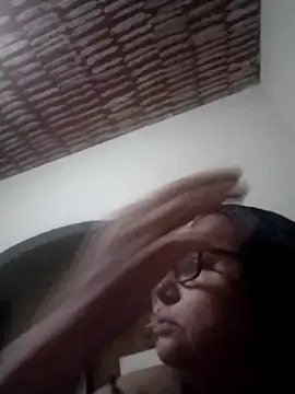 Snapshot of catdool chatting on March 2025 11:22:01 PM catdool online show from March 2025 11:22:01 PM