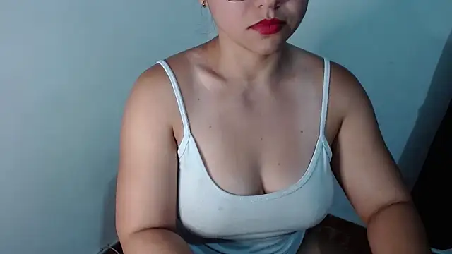 Snapshot of lizbodu chatting on December 2024 10:00:01 PM lizbodu online show from December 2024 10:00:01 PM