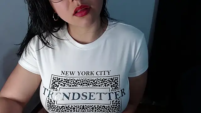 Snapshot of lizbodu chatting on October 2025 12:21:02 AM lizbodu online show from October 2025 12:21:02 AM