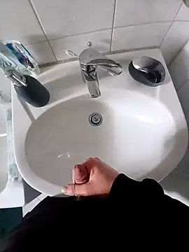 AsianMilfnterBerlin online show from April 2026 04:54:02 PM