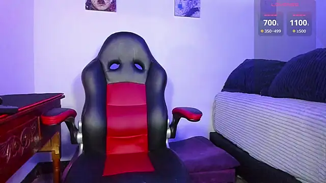 Snapshot of Alex_smith00 chatting on February 2025 11:16:02 PM Alex smith00 online show from February 2025 11:16:02 PM