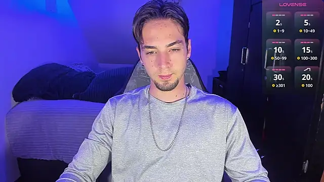 Alex smith00 online show from December 2025 09:32:01 PM