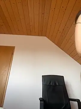 NattCastillo online show from March 2026 08:41:02 AM