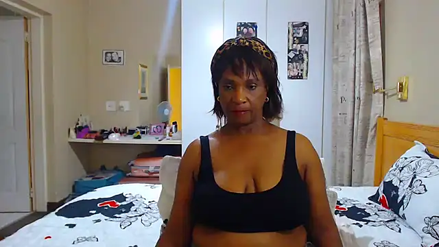 Hotgrannyx online show from February 2025 01:19:02 PM